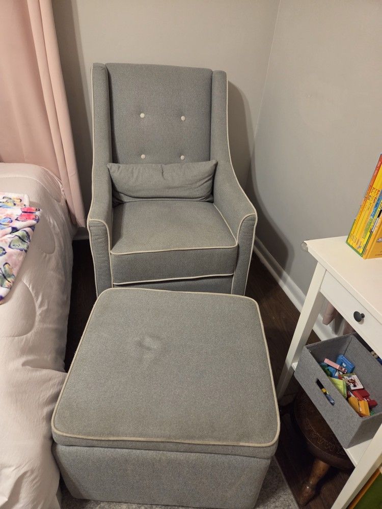 Nursing Chair