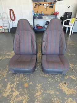 Jeep Wrangler Cloth Front Seats