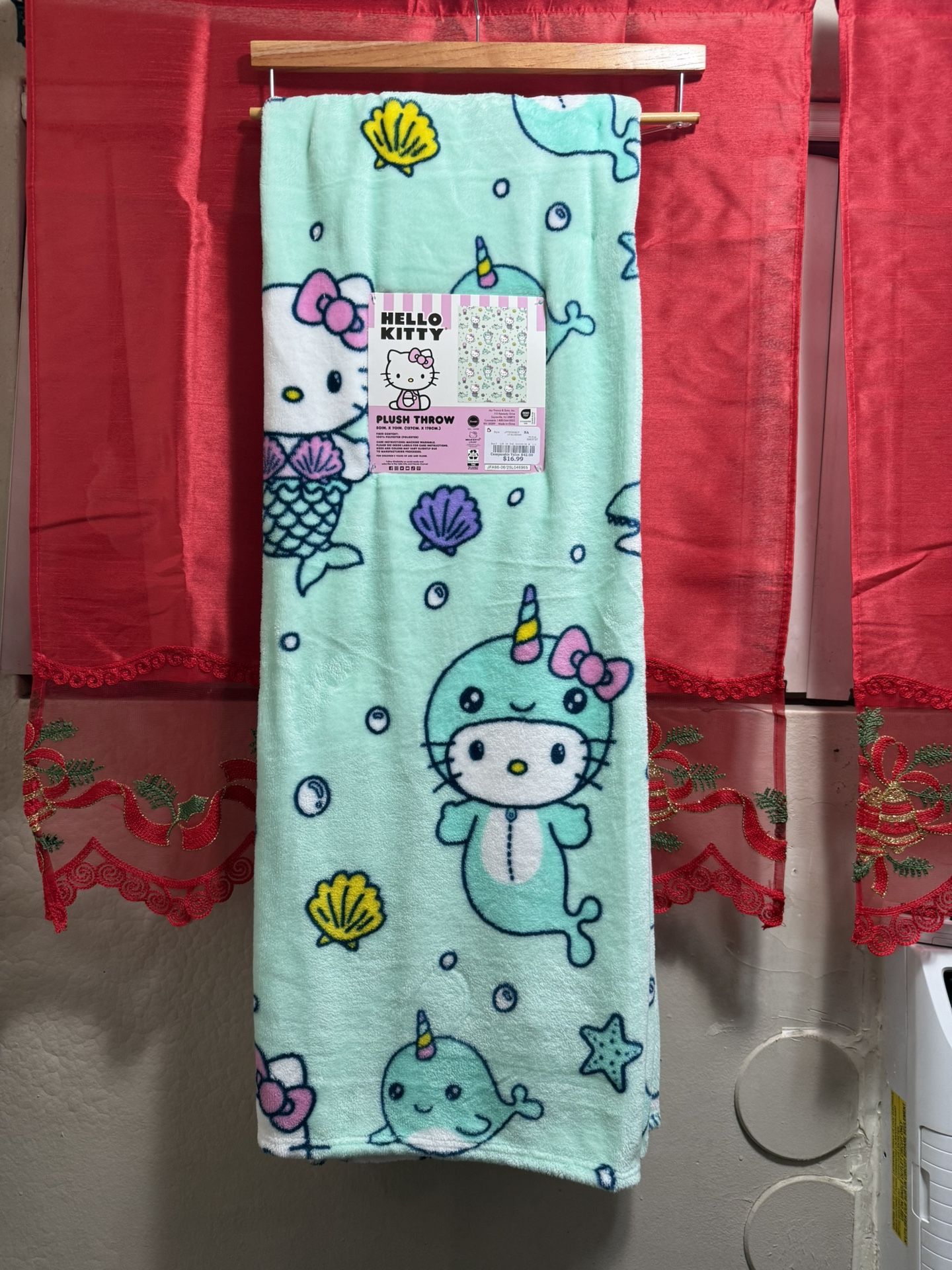 Hello Kitty Blanket 