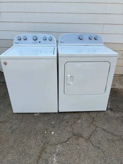 Whirlpool Washer And Dryer Set