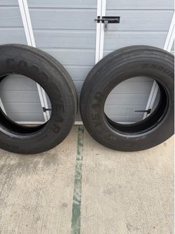 295/75R22.5 steer tires