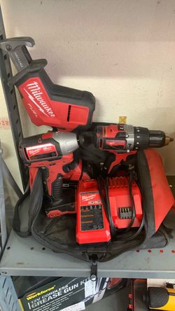 Milwaukee drill set