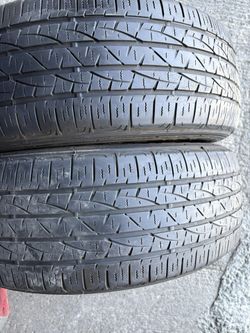 2 used tires 225/60/17 FIRESTONE DESTINATION 