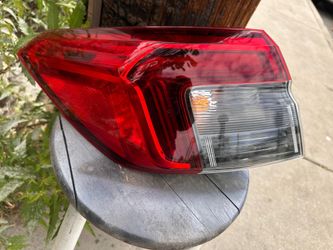 2022-2025 HONDA CIVIC LEFT TAILLIGHT