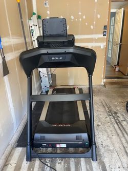 Sole Treadmill