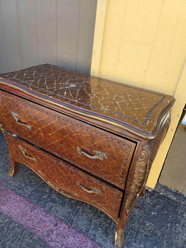 Antique Table With drawers 