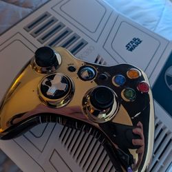 Limited Edition R2D2 Star Wars Xbox 360 W/ C-3PO Controller