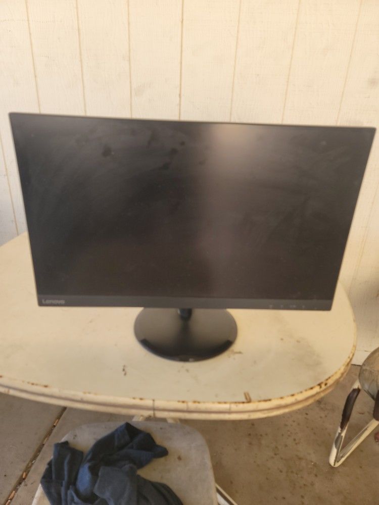 Lenovo 27" Monitor