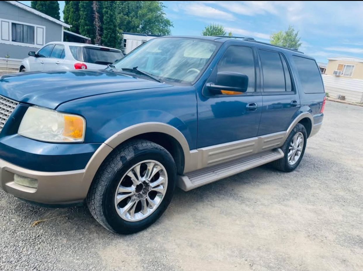 2003 Ford Expedition