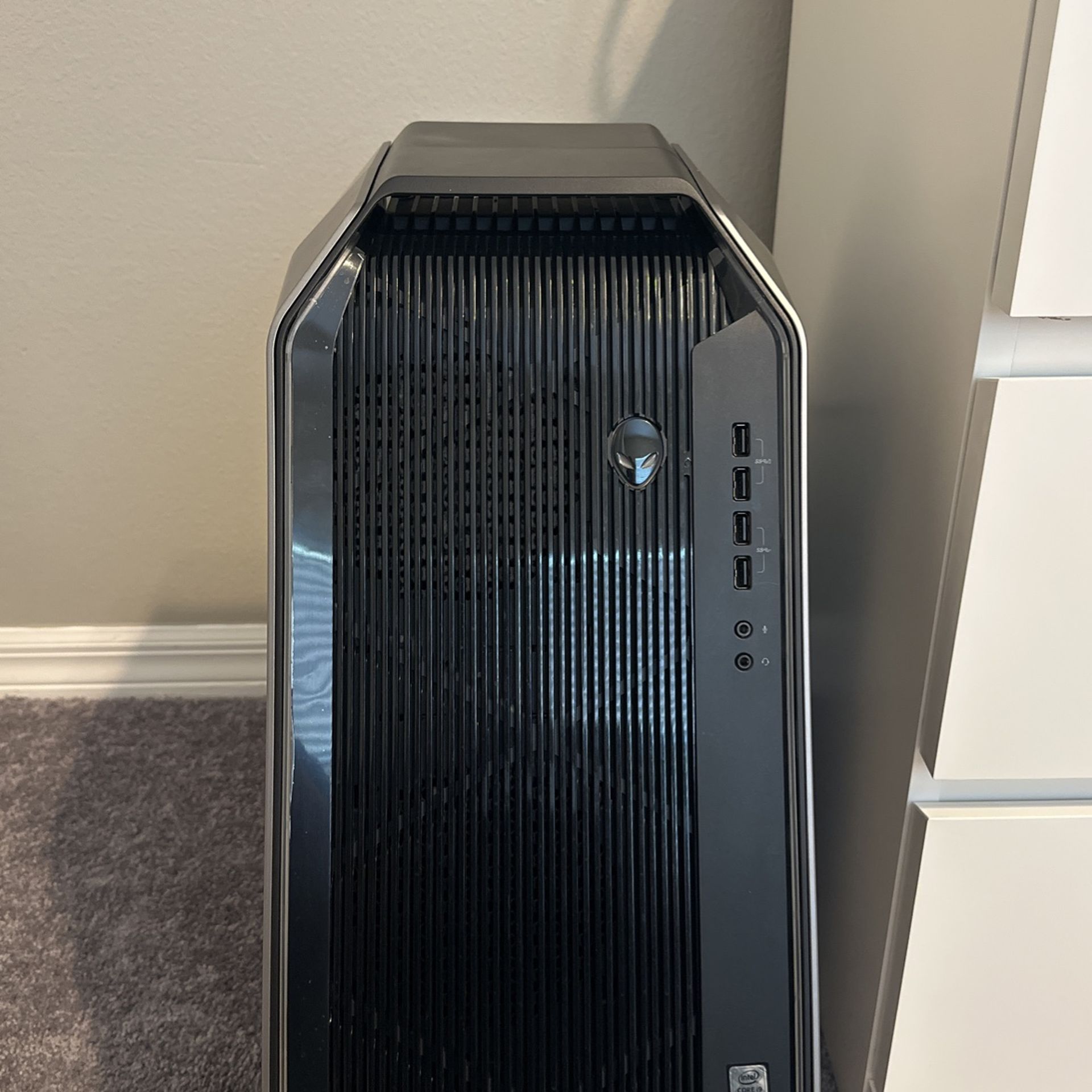 Dell Alienware Area 51 R5