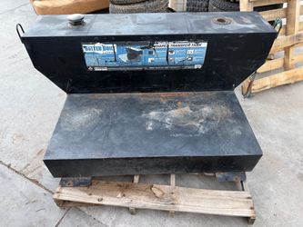 Transfer tank