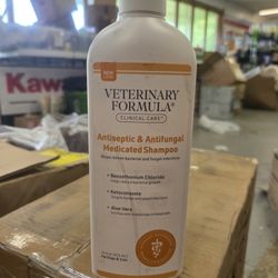 Antiseptic & Antifungal Medicated Animal Shampoo 