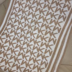 MK Scarf