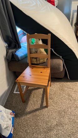 Wood chair