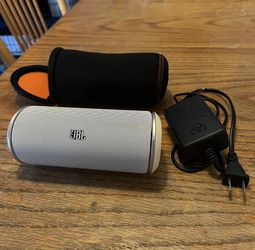 JBL Flip Bluetooth Portable White Speaker New Battery, Zip Sleeve Case & Outlet Charger