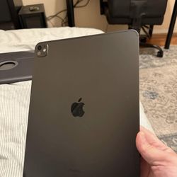 iPad 13 pro (M4)