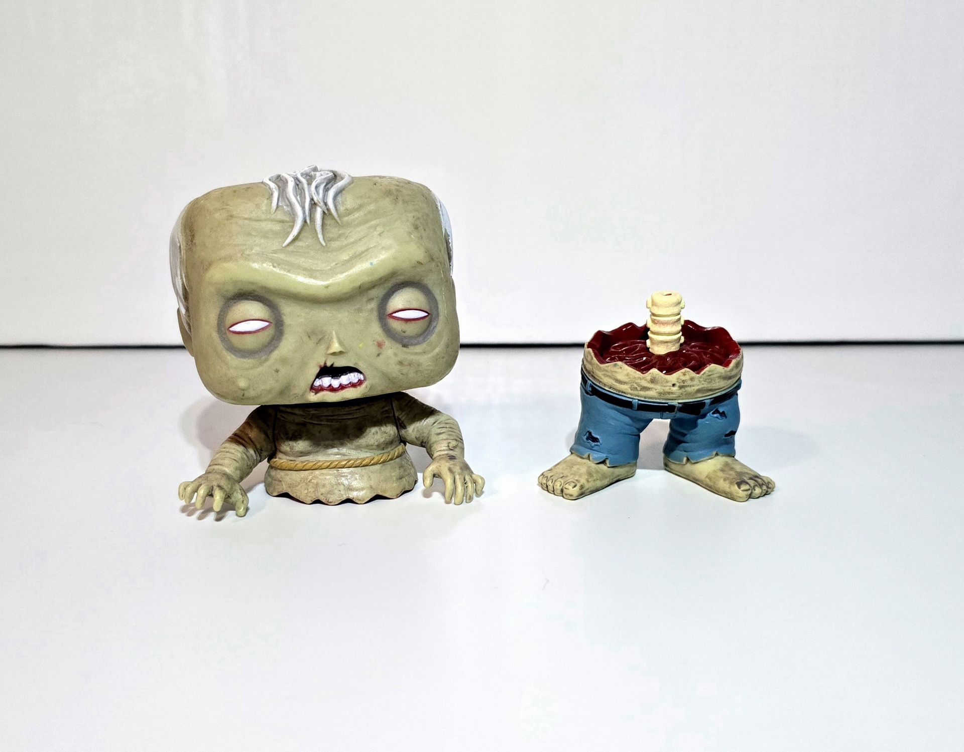 Well Walker Funko Pop! #155 The Walking Dead Zombie Collectible Figure LOOSE