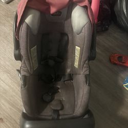 Evenflo Infant Car seat And Base