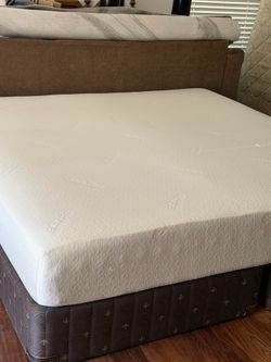 USED KING SIZE TEMPER PEDIC MEMORY FOAM COOL GEL MATTRESS ONLY