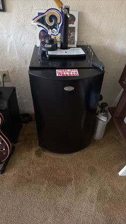 Electrics kegerator/beer dispenser
