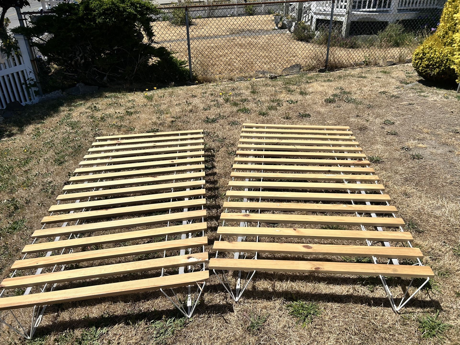 twin metal bed frame