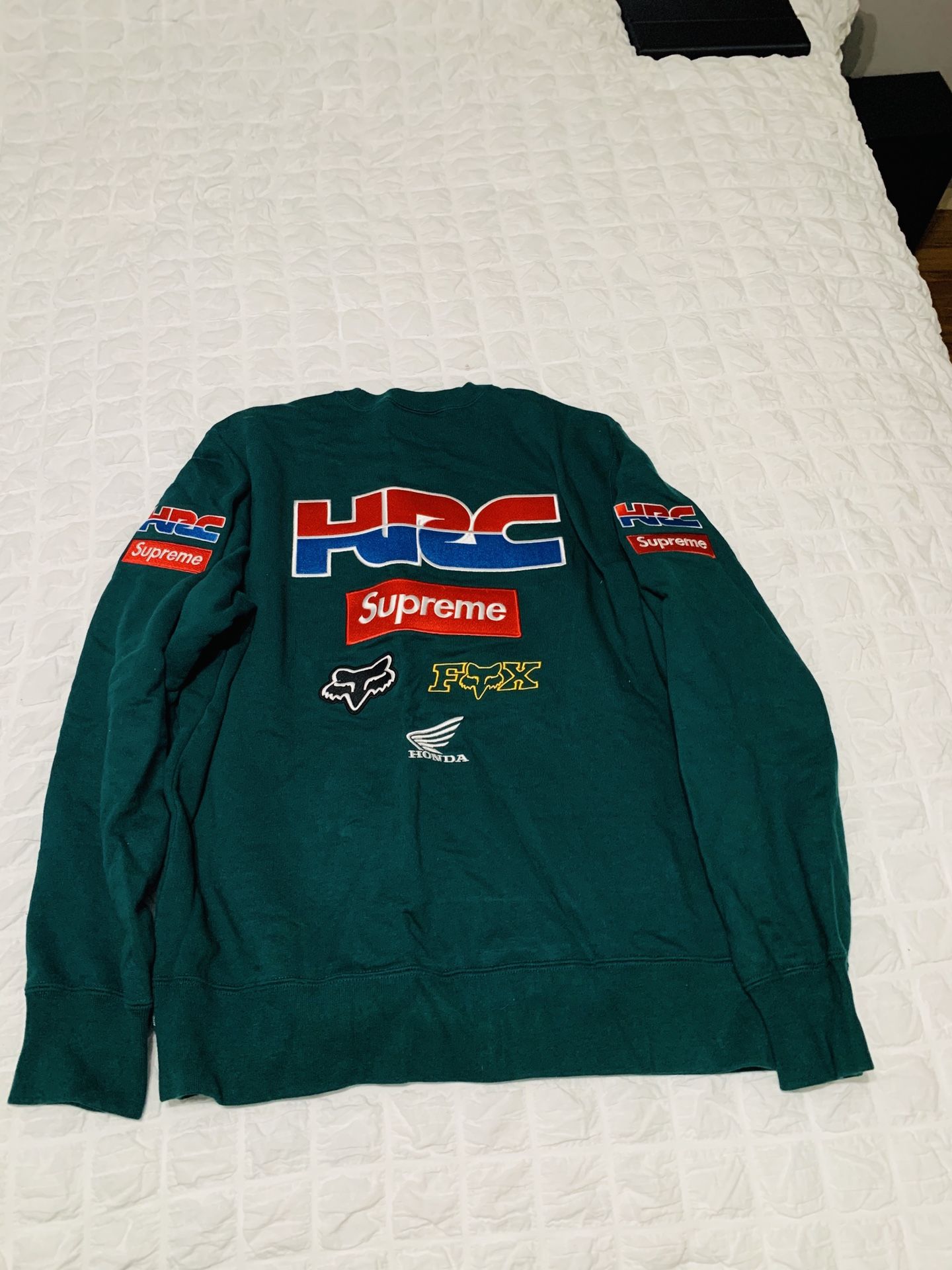 Supreme honda crewneck