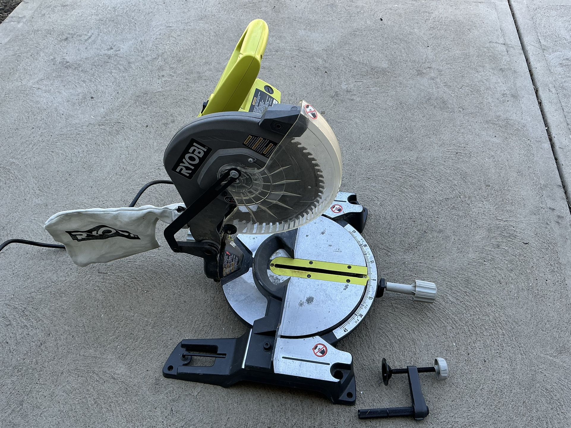 Ryobi 10” Compound Mitre Saw W/stand 14 Amp And Laser