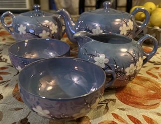 Japanese Porcelain Tea Set
