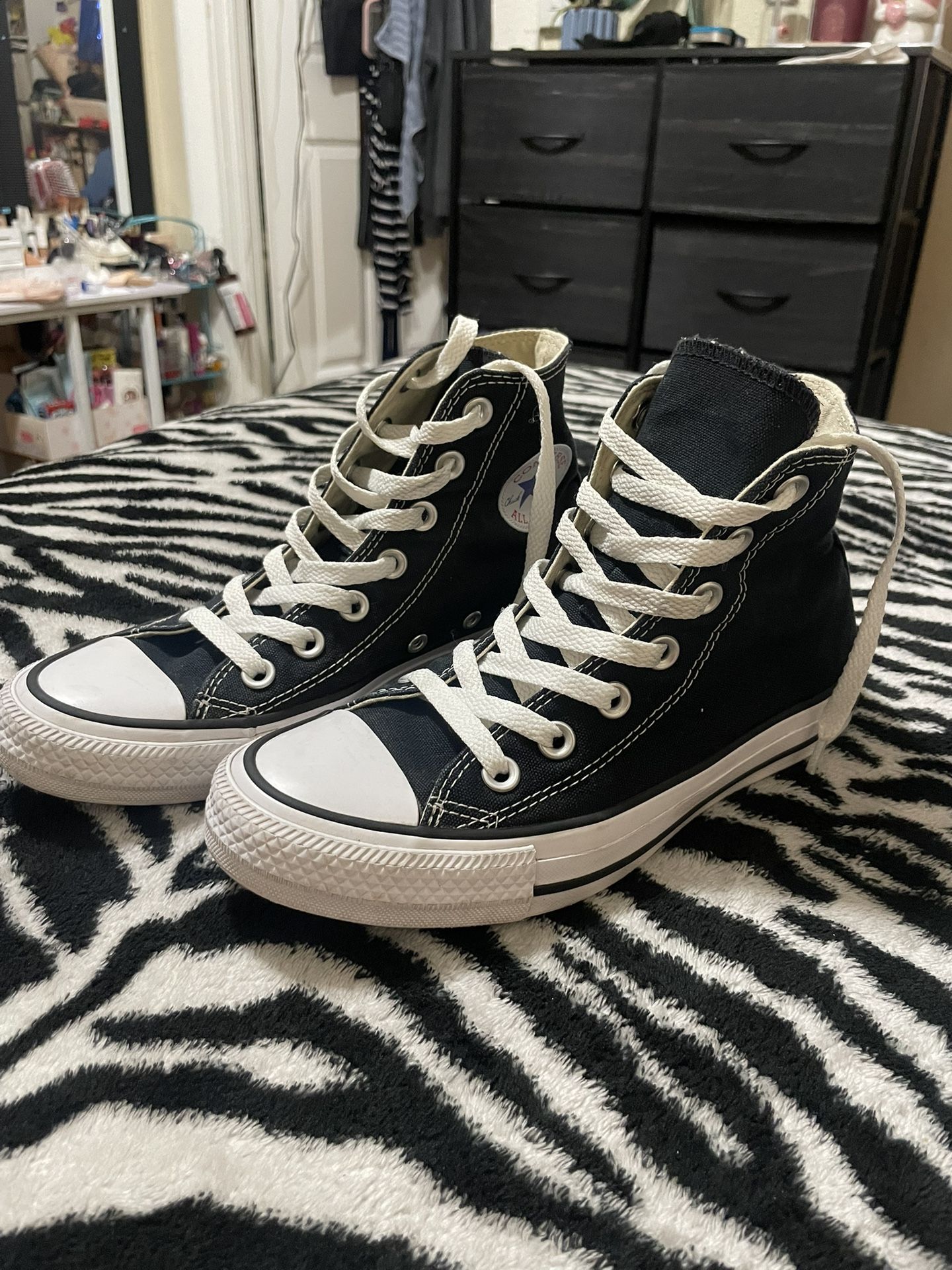 CONVERSE