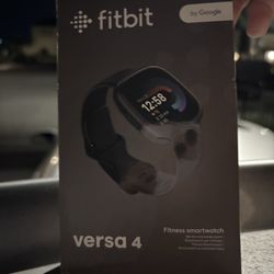 Fitbit Versa 4