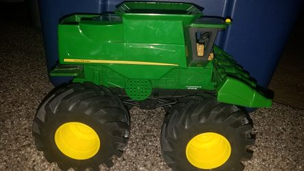 John Deer Shake & Rumble Tractor