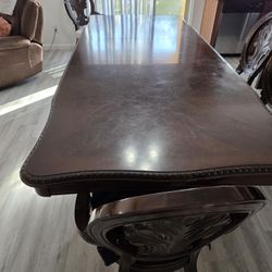 Big Wooden Dinning Table 