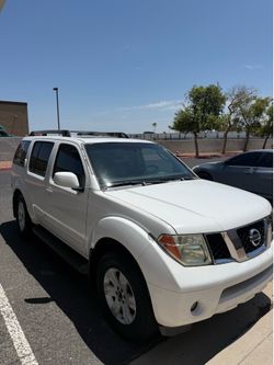 2006 Nissan Pathfinder SUV White