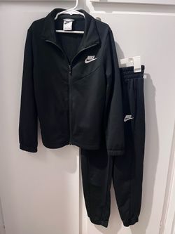 Nike Boys Black Tracksuit Set Size Small USED