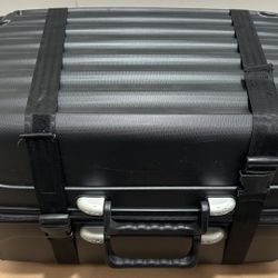 VinGardeValise® Grande Wine Suitcase – 12-Bottle