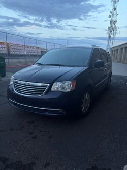 2014 Chrysler Town And Country