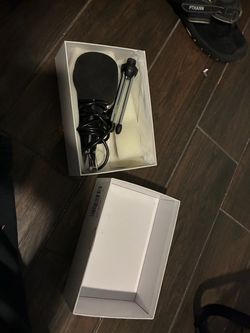 Condenser Microphone with Stand and Cable