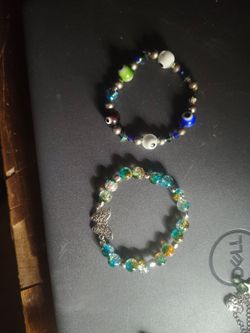 Women's Bead Bracelets