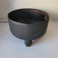 Heavy Cast Iron Pot w/ Handle & Legs