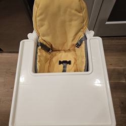 Collapsible baby high chair.