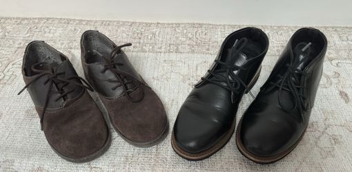 Set of 2 Boys Dress Shoes Size 3: Brown Suede Oxfords, Black Chukka Chelsea Boots