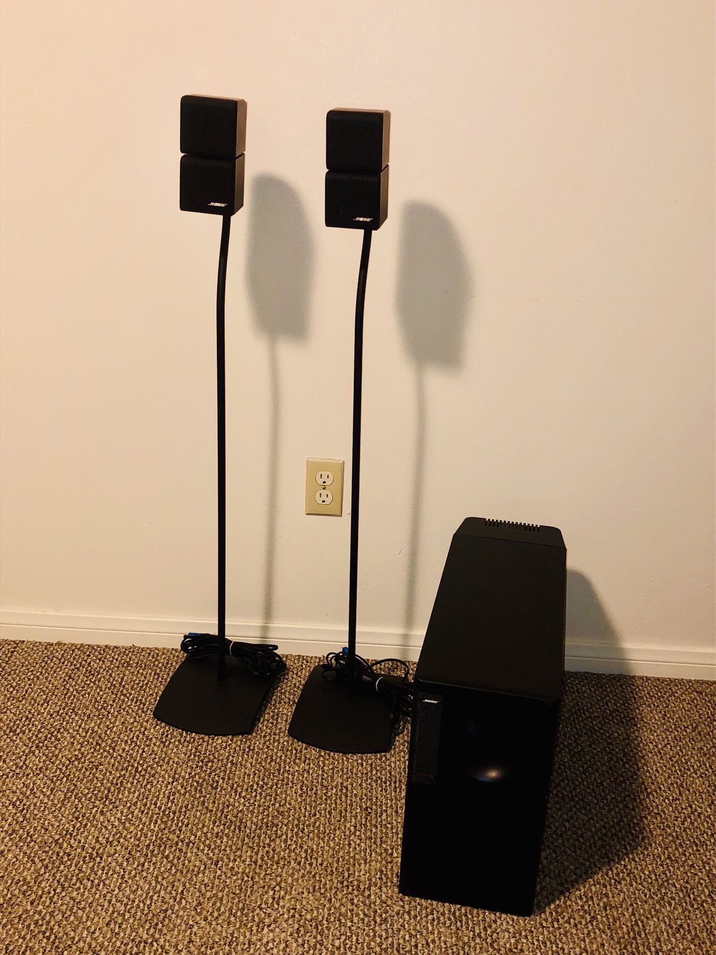 Manners respekt diameter BOSE REDLINE DOUBLE CUBE SPEAKERS W/ BOSE UFS20 STANDS & ACOUSTIMASS 5  SERIES III for Sale in San Diego, CA - OfferUp