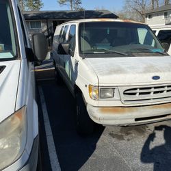 1998 Ford E-350