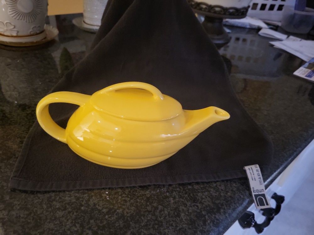 Vintage Bauer Teapot