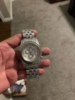 Men’s diamond watch