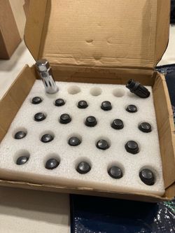 Muteki Lug Nuts Deep Thread 12x1.50