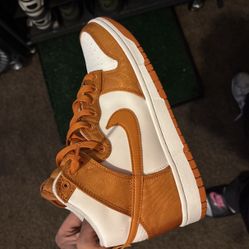 dark orange and white high top dunks 