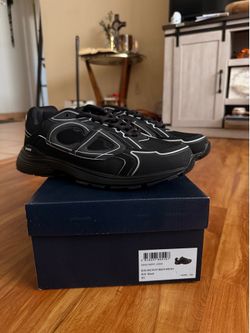 Brand New Dior B30 Trainers Black and White shoe with fully reflective features size 9, 10, & 11 available with wrapping and box