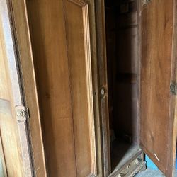 Late 1700 maybe 1800 armoire