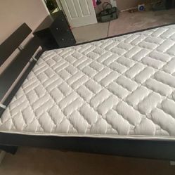 Stylish Full Bed With Matteress and Side Drawer